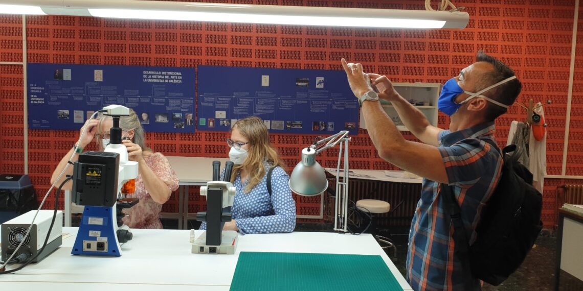 La Dra. Ana Mafé acompaña a la televisión francesa en busca de localizaciones para una grabación sobre el Santo Grial