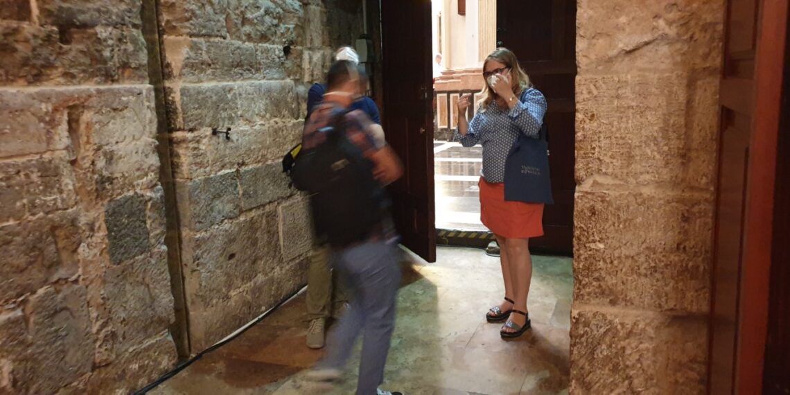 La Dra. Ana Mafé acompaña a la televisión francesa en busca de localizaciones para una grabación sobre el Santo Grial