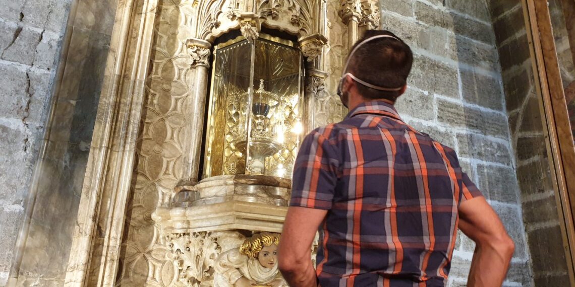 La Dra. Ana Mafé acompaña a la televisión francesa en busca de localizaciones para una grabación sobre el Santo Grial