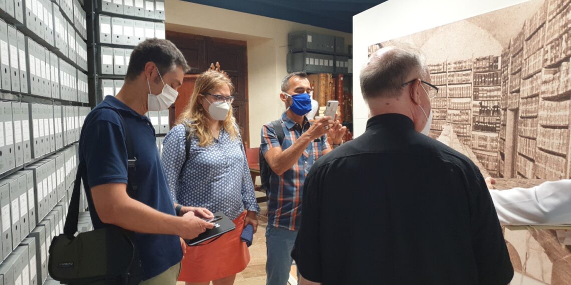 La Dra. Ana Mafé acompaña a la televisión francesa en busca de localizaciones para una grabación sobre el Santo Grial