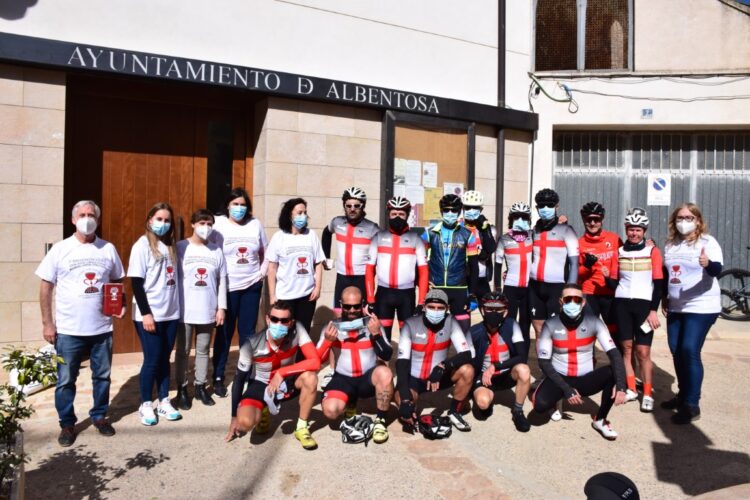 La Catedral de Valencia acoge la I Peregrinación Ciclista Corona de Aragón