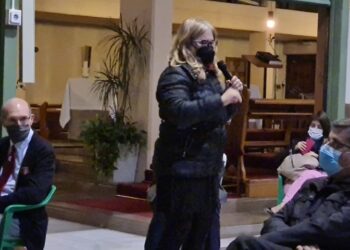 Ontinyent acoge la conferencia “El Santo Grial, la copa de bendición de la Pascua de Jesús es el Santo Cáliz” de la Dra. Ana Mafé García