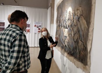 Primicia mundial en la exposición de la Dra. María Gómez en el MAOVA de Ontinyent