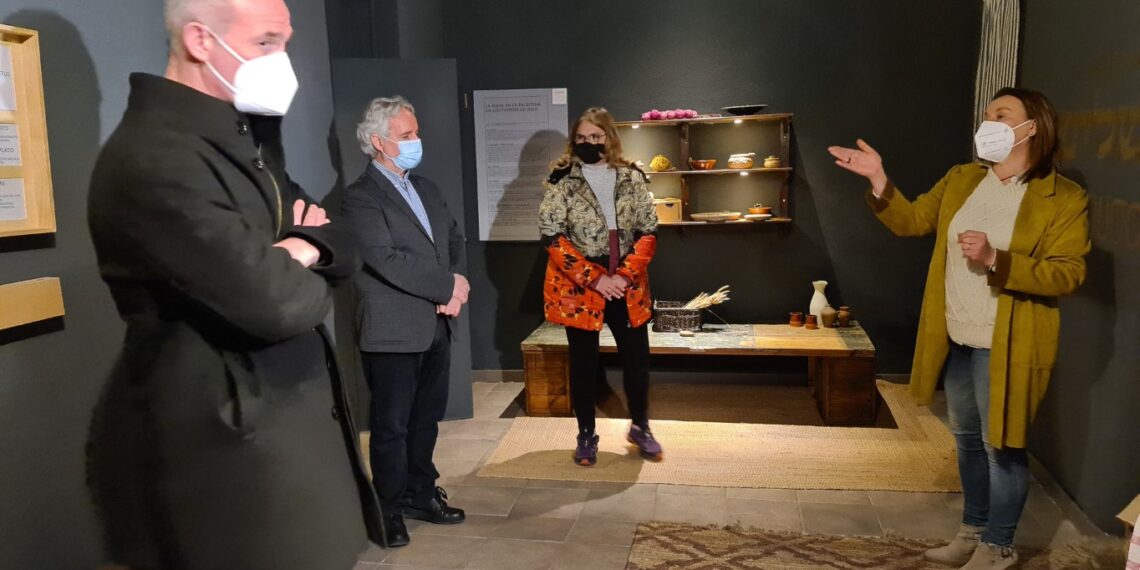 El Ayuntamiento de Valencia colabora con la Asociación Cultural El Camino del Santo Grial en la apertura de Aula Grial en Año Jubilar