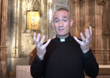 El canónigo celador del Santo Cáliz de la Catedral anima a conocer la “apasionante” historia de la reliquia