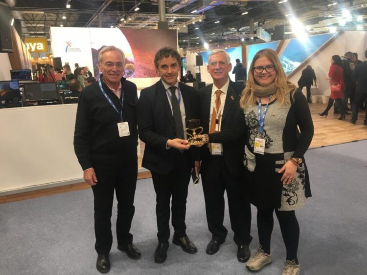 La Asociación Cultural El Camino del Santo Grial presenta en el Mercado de Colón la I QUINCENA CULTURAL CAMINO DEL SANTO GRIAL del 17 al 30 de mayo 2021