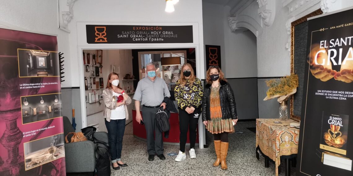Aula Grial abre sus puertas a la Conferencia Episcopal Española